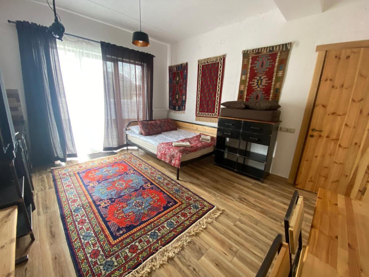 Mountain Cricket Chalets And Apartments Gudauri Szoba fotó