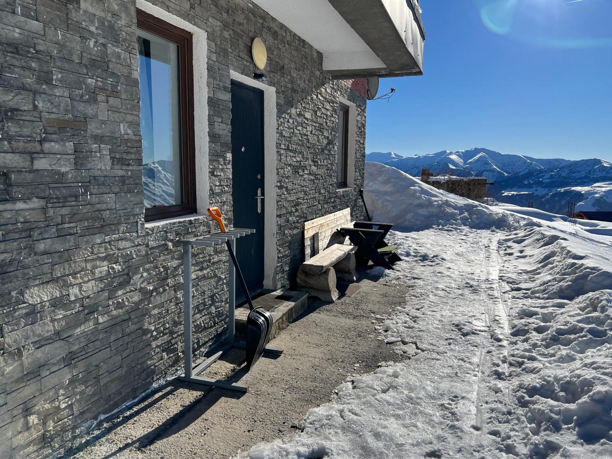 Mountain Cricket Chalets And Apartments Gudauri Kültér fotó