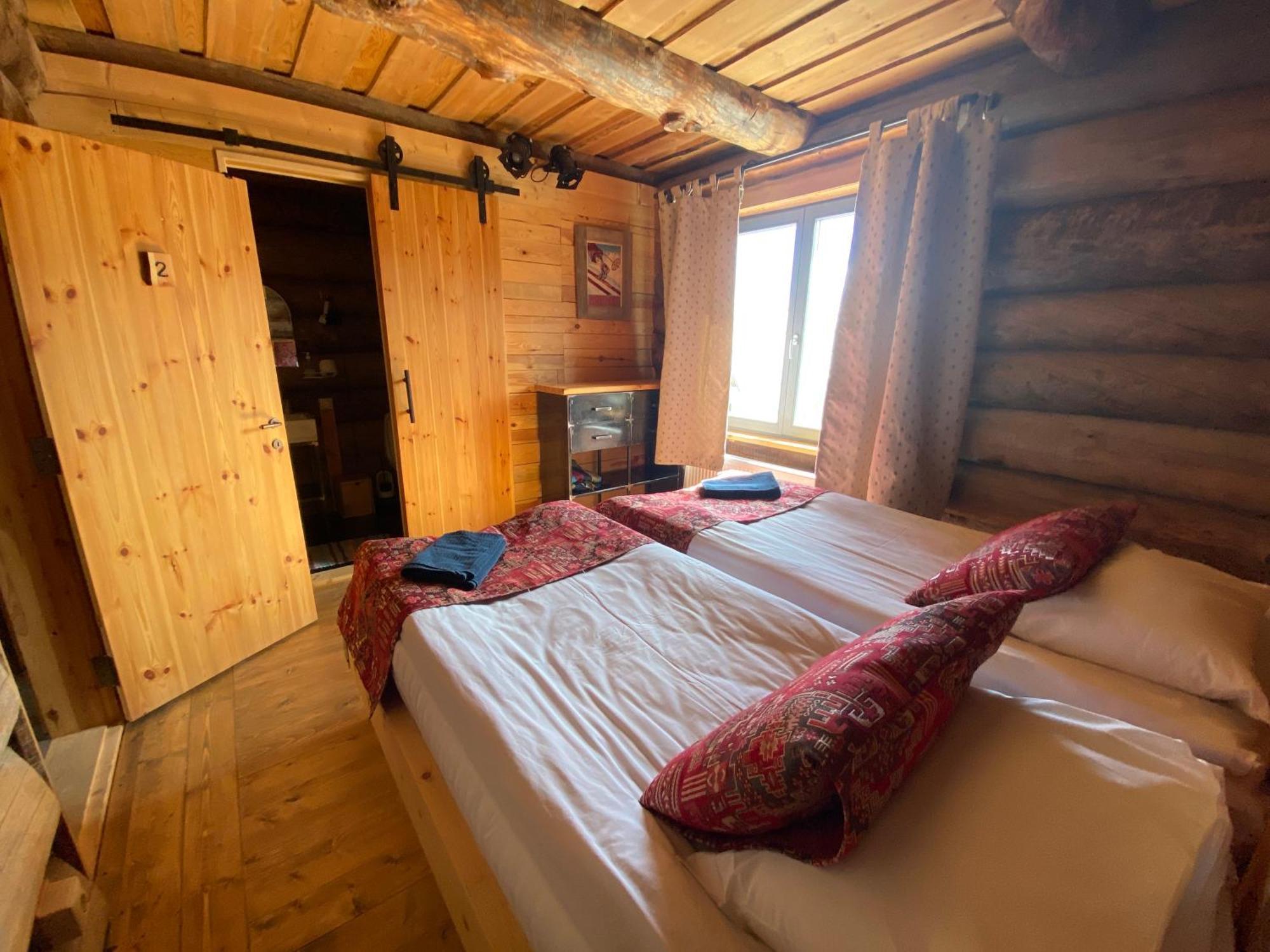 Mountain Cricket Chalets And Apartments Gudauri Szoba fotó